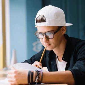 Academic Writing Level 8 Advanced Diploma Course Thumbnail